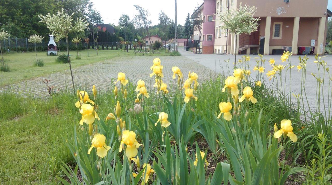 Zajazd Pulaskiego คอนสแตนชิน-เยซออร์นา ภายนอก รูปภาพ